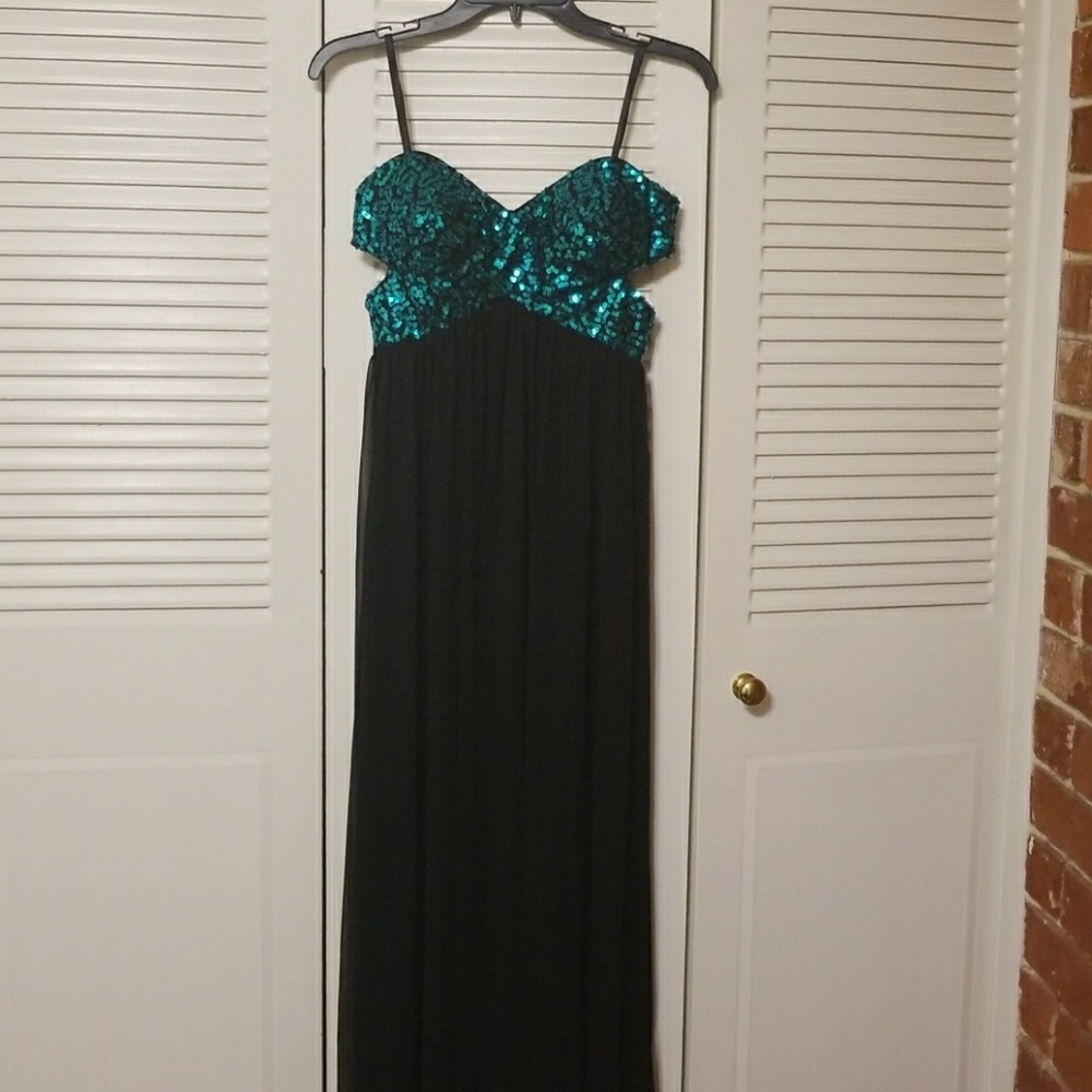 Teal top prom event dress